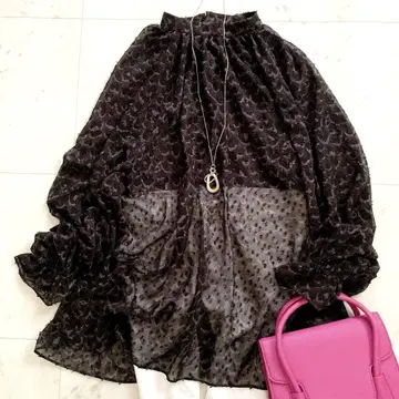 택 포함 새상품 데미룩스 빔즈 래글런 자카드 블라우스