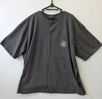 KING GNU TOKYO CHAOTIC 반팔T셔츠 그레이 2XL 사이즈