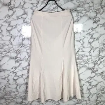 GU 지유 (L) 티셔츠 머메이드 롱 스커트 오프화이트