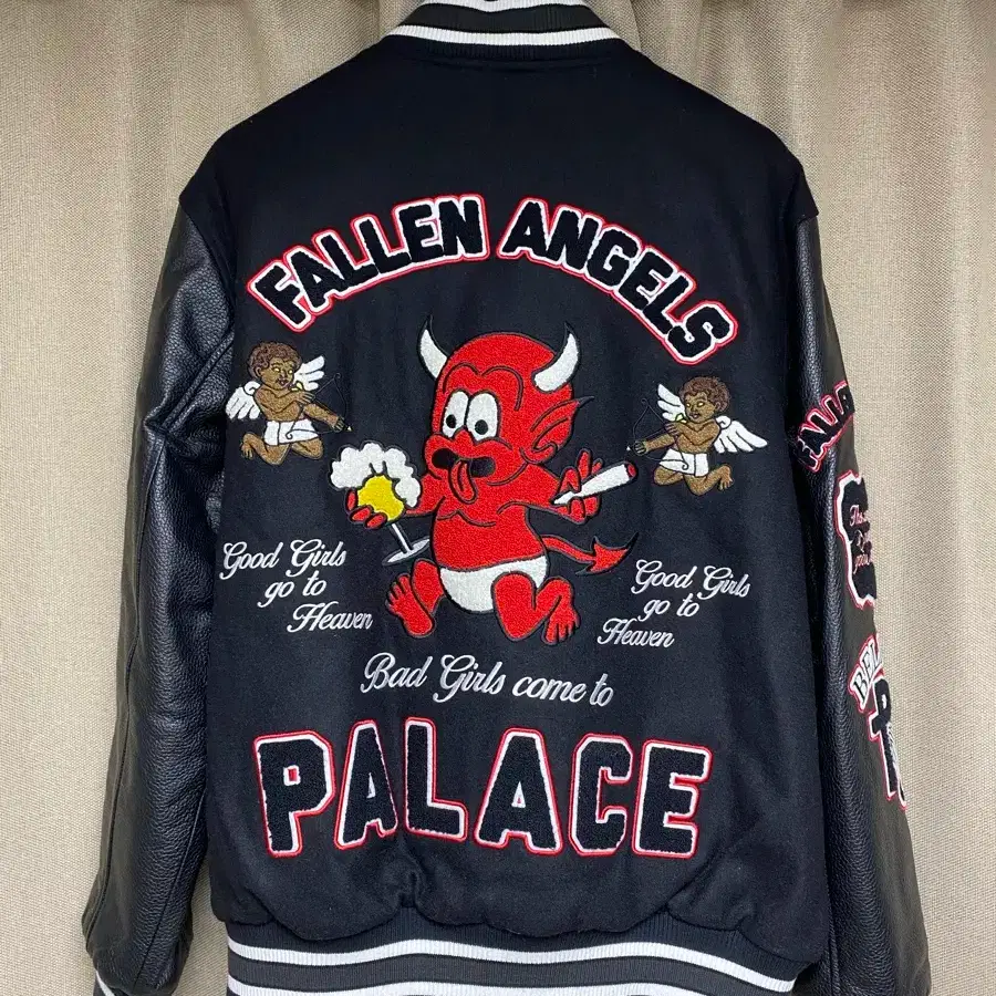 Le Sserafim Peaches Varsity Jacket L #르세라핌,#피치스,#바시티,#르