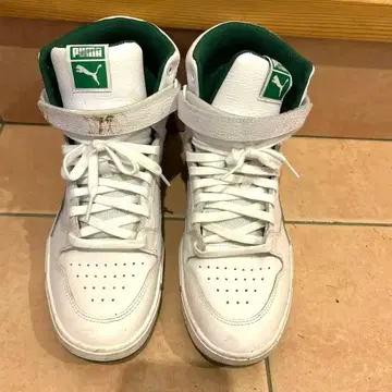 PUMA SKYLA 하이컷 스니커즈 화이트/그린