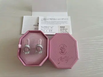 SWAROVSKI 이어커프 아리아나 그랑데 한쪽 귀 하나