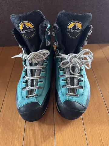 La Sportiva 마운틴 등산화 파랑/블랙 23.5cm