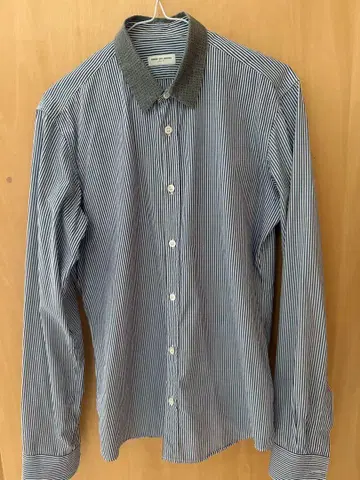 드리스반노튼 스트라이프 셔츠