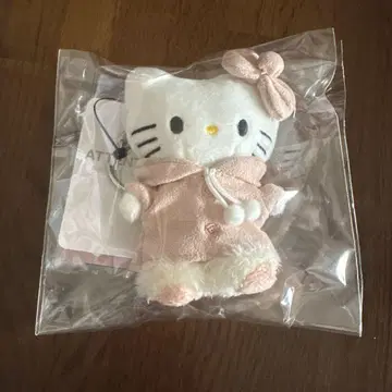 헬로키티 로리즈팜 토이 키링 폼폼 핑크