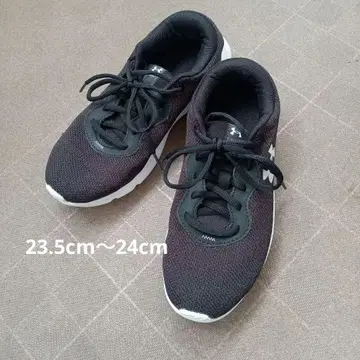 언더아머 스니커즈 (블랙)