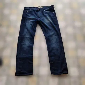 GUESS 청바지 36