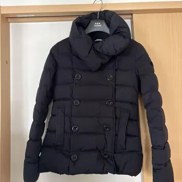 TATRAS 블랙 다운 자켓