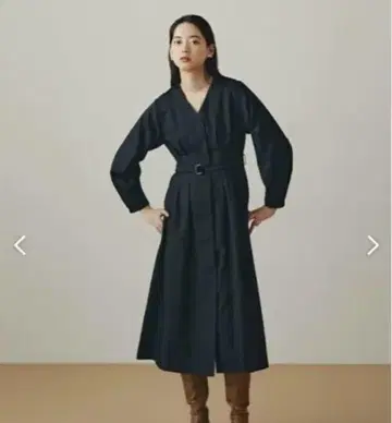 N.Natural Beauty Basic 벨트 포함 V넥 원피스