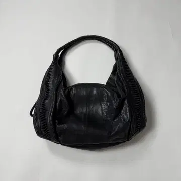 2000s 리얼 레더 숄더백
