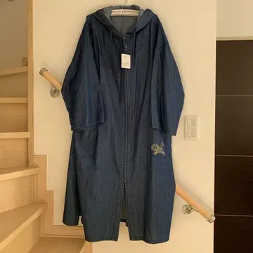 택 포함 새상품 다크 데님 후드 부착 코트 F 사이즈