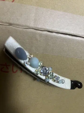 컴플렉스 비즈 헤어 클립