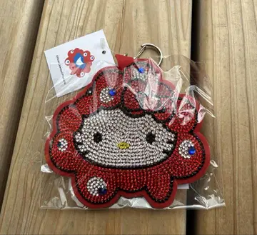 오사카 간사이 만박 산리오 키라키라 가죽 키링 키티