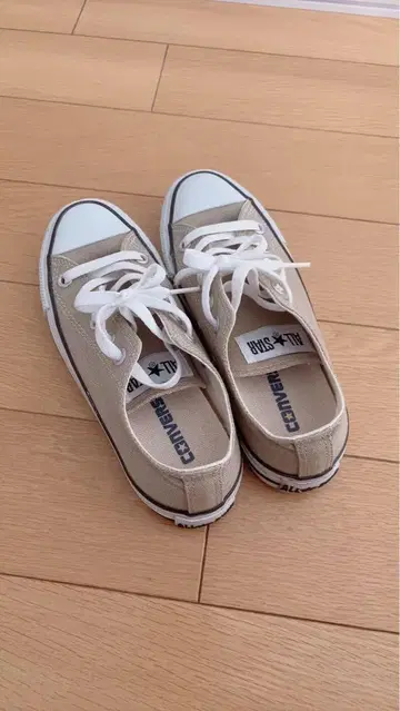 컨버스 스니커즈