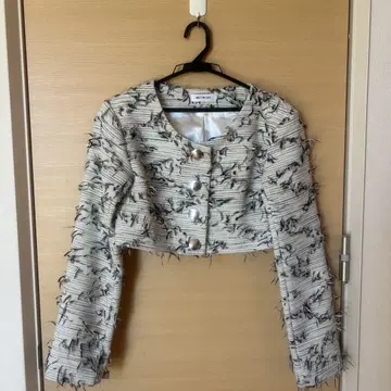 MELT THE LADY 크롭 자켓