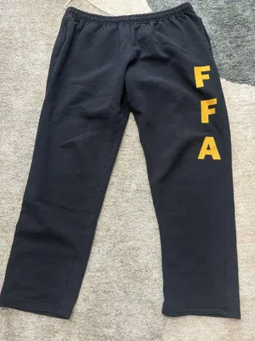 블랙 F F A 스웨트 팬츠