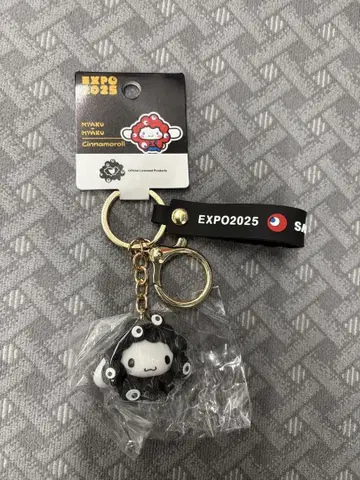 키티 오사카 만박 산리오 블랙 미야쿠미야쿠 변신 키링 키티
