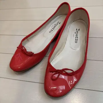 Repetto 에나멜 발레 슈즈