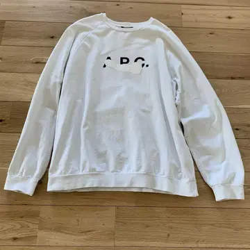 A.P.C. 화이트 크루넥 맨투맨