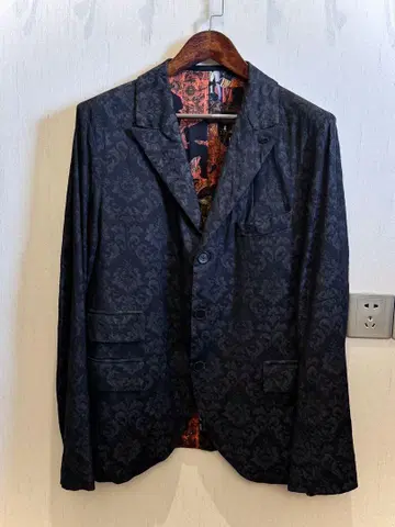 Geoffrey B small Anton von Wener 유화 수트
