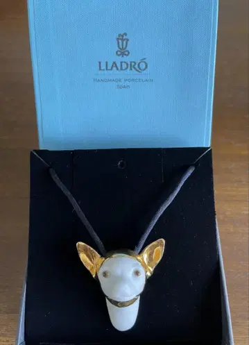 Lladro 치와와 펜던트