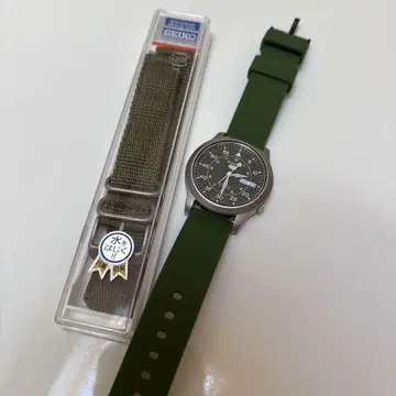 세이코 자동 와인딩 손목시계 카키