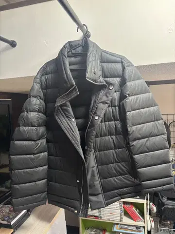 CALVIN KLEIN 블랙 다운 자켓
