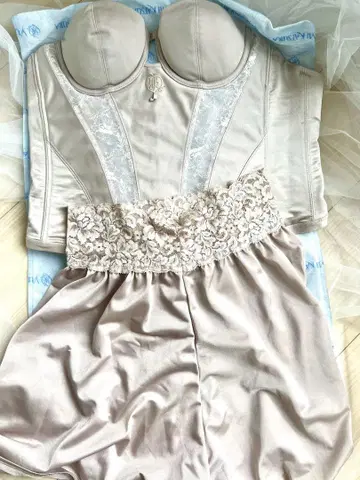 [새상품급] 카츠라 유미 브라이덜 이너 상하의 세트 B70
