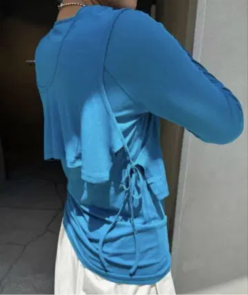 24년 출시 ameri LAYERED LIKE LOOSE TOP 블루
