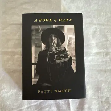 A Book of Days 패티 스미스