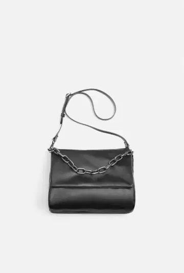 ZARA 크로스 바디백 플랩 체인 디테일