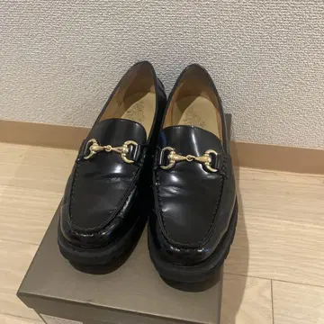 아르테사노스 체인 비트 로퍼 37