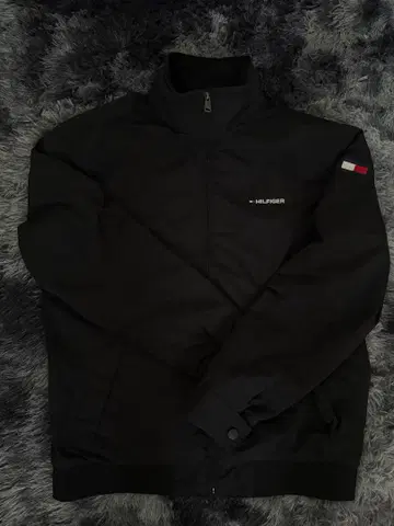 Tommy 자켓 M 후드 수납 가능
