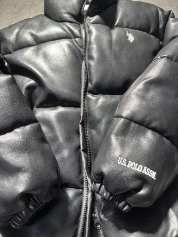 U.S. POLO ASSN. 블랙 가죽 다운 자켓