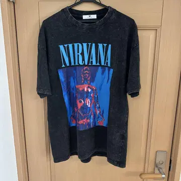 NIRVANA 그래픽 T셔츠 블랙