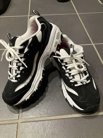 SKECHERS DLITES 블랙 스케쳐스 딜라이트