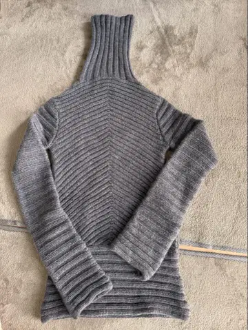 TSE 캐시미어립 터틀 extreme cashmere, 다나카 씨의 니트