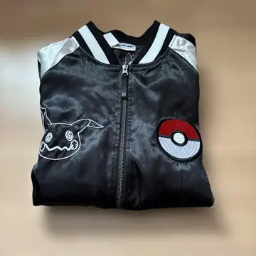 가격 인하 새상품 미미큐 포켓몬 바시티 자켓 새틴 자켓 L 사이즈