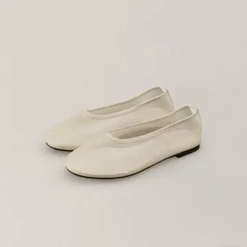 미사용 새상품 OHOTORO Sheer pumps Ivory 24cm