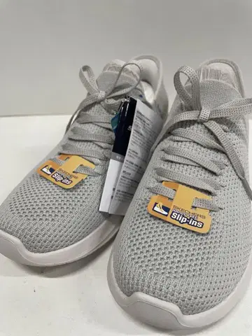 스케쳐스 슬립인즈 울트라 플렉스 엘레베이티드 모션