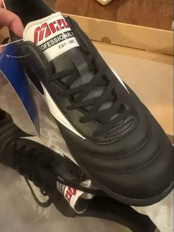 미사용 새상품 Mizuno Morelia TF 25.0