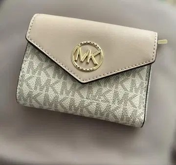 마이클코어스 카르멘 3단 폴더형 지갑