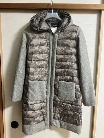 미사용 새상품 카모플라쥬 패턴 후드 부착 자켓