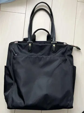 메메사와 가방 블랙