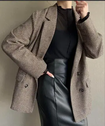 JUNOAH 하운드투스 체크 더블 테일러드 자켓