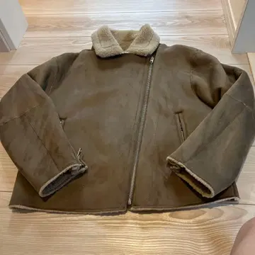 ZARA 페이크 무스탕 자켓