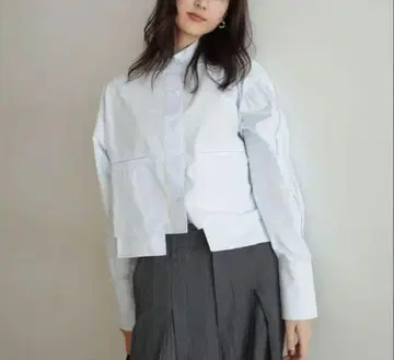 [새상품] SeaRoomlynn 프릴 라인 슬리브 숏 셔츠 화이트