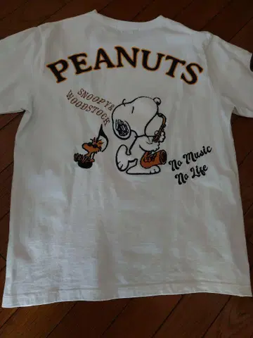 PEANUTS 스누피 T셔츠