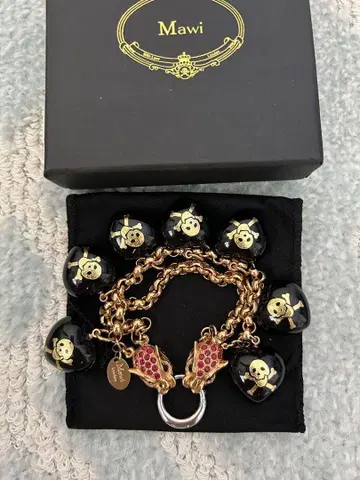 Mawi 스컬 모티브 팔찌
