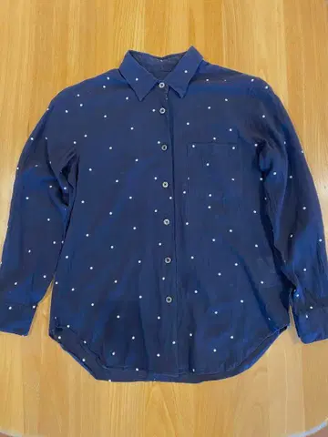 마가렛호웰 네이비 도트 긴팔 셔츠